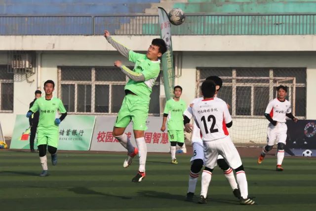 欧联-霍伊伦梅开二度加纳乔破门 曼联3-2胜