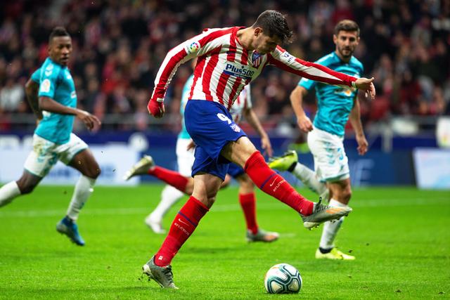 欧联-霍伊伦梅开二度加纳乔破门 曼联3-2胜